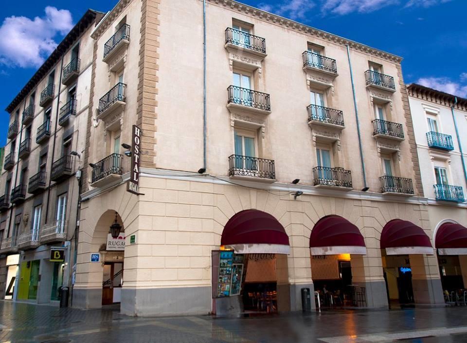 Hostal Rugaca ウエスカ エクステリア 写真