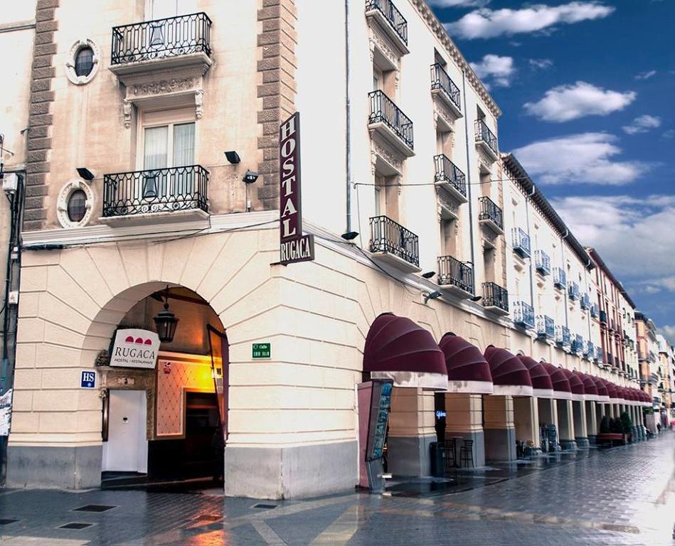 Hostal Rugaca ウエスカ エクステリア 写真